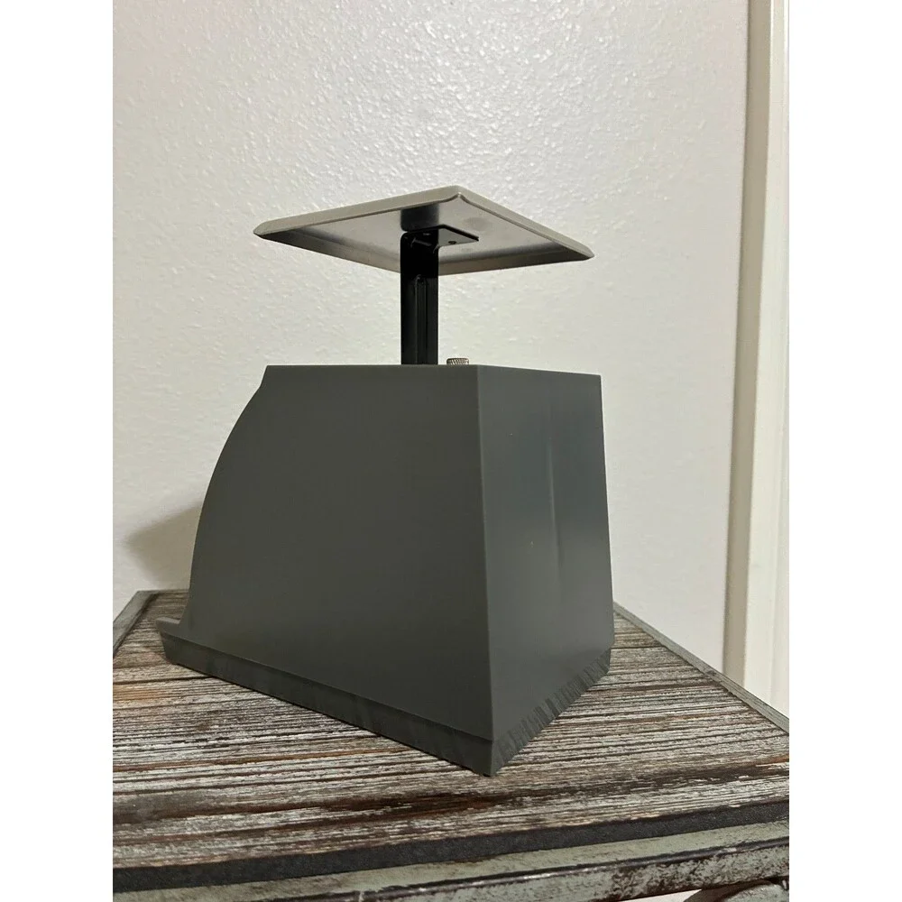 2002 US postage scale Pelouze Scale Co. Model X2
